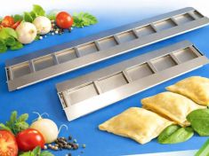 Maultaschen-Maschine, Maultaschen-Vorrichtung, Maultaschenform, Maultaschenhilfe, Maultaschenformer
